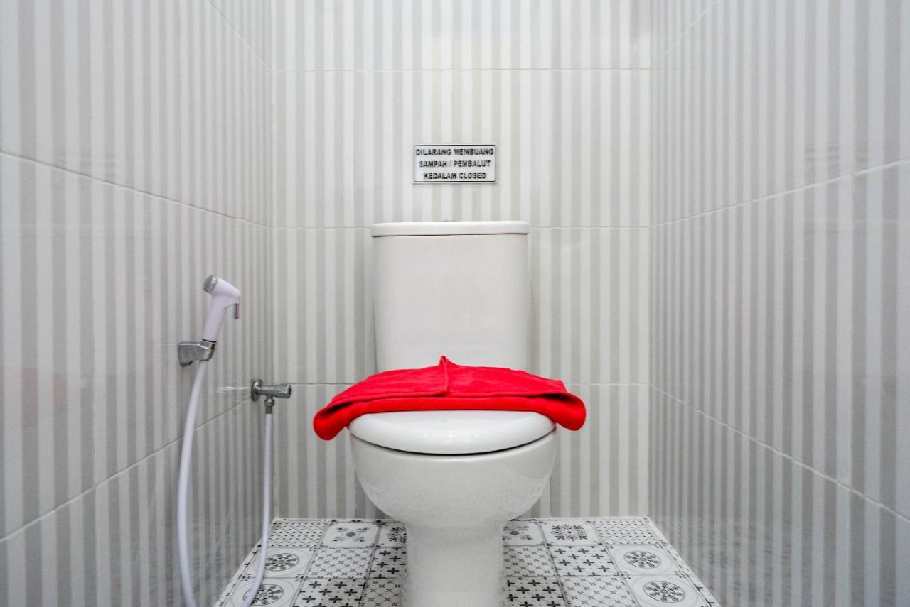 Reddoorz Near Rita Supermall Purwokerto 2 Exterior foto