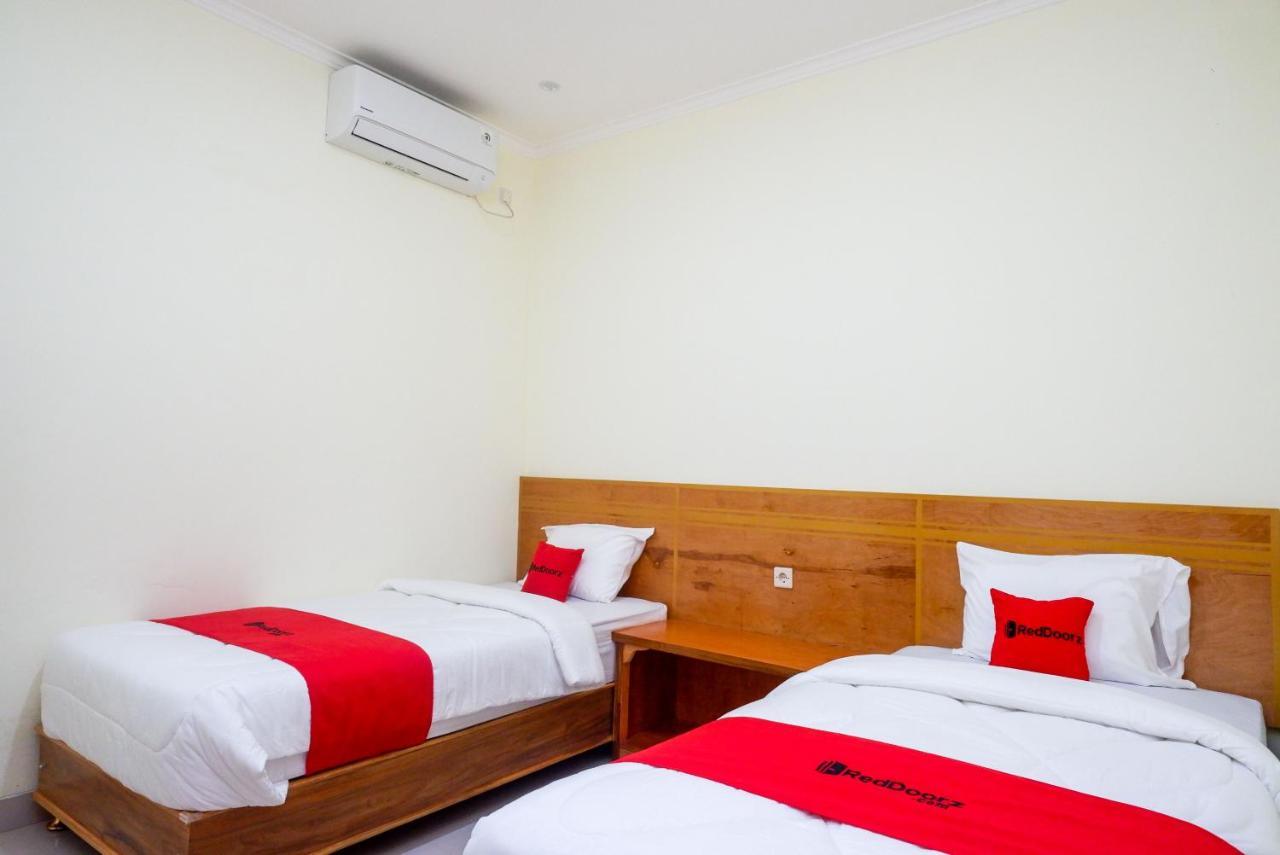 Reddoorz Near Rita Supermall Purwokerto 2 Exterior foto