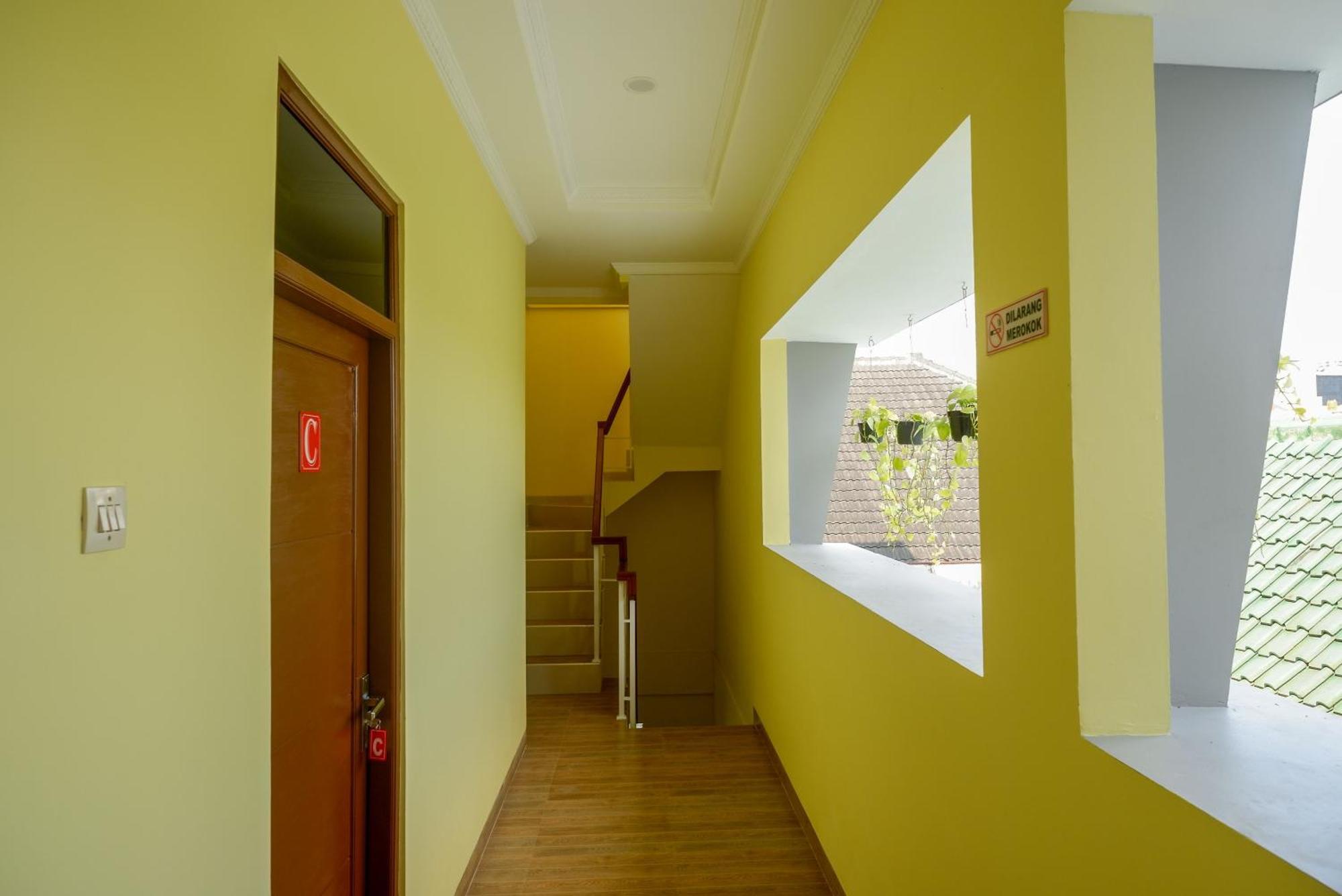 Reddoorz Near Rita Supermall Purwokerto 2 Exterior foto