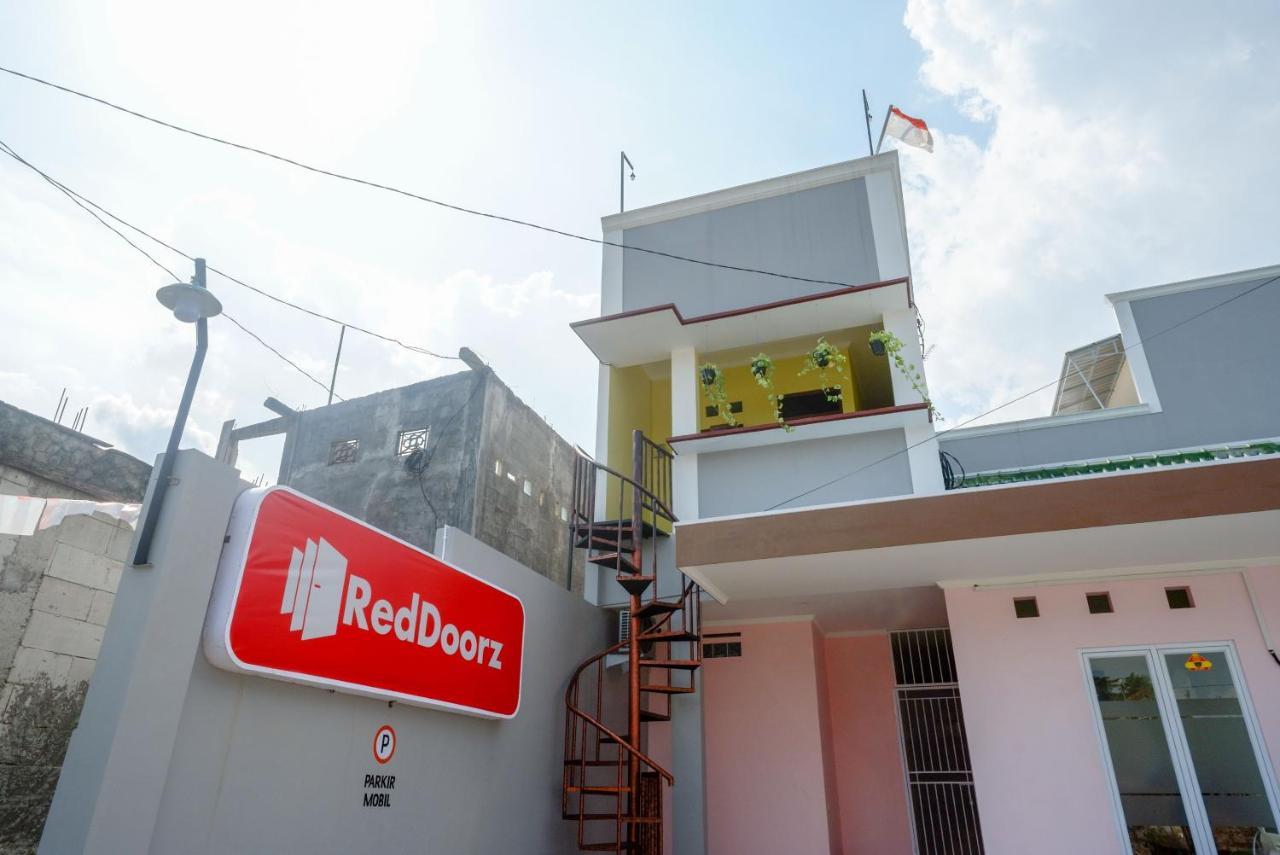 Reddoorz Near Rita Supermall Purwokerto 2 Exterior foto
